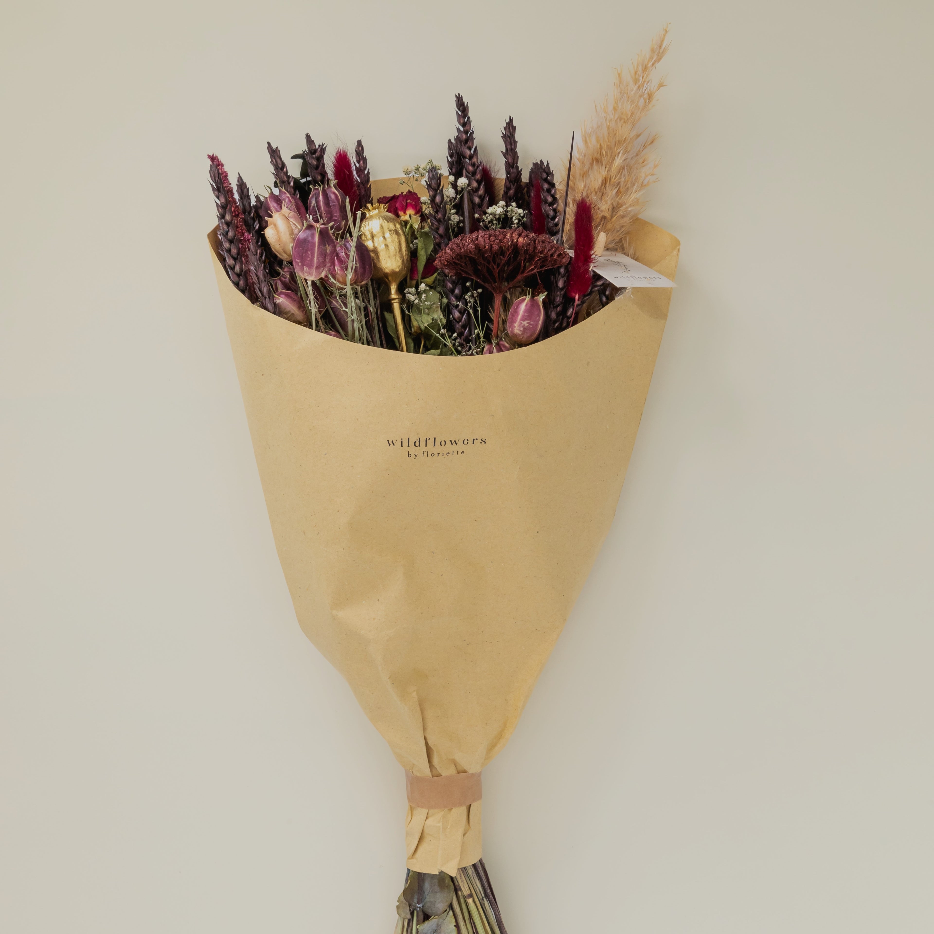 Geschenkbox roter Blumengruß